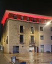Alpicat s’il·lumina de vermell amb motiu del Dia Internacional de les Cardiopaties Congènites